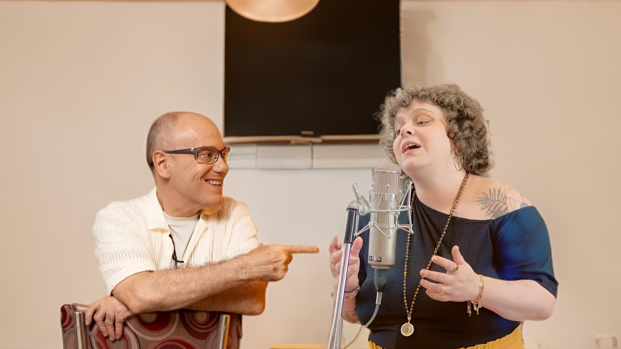 M&uacute;sica que encantou Elis Regina ganha nova vers&atilde;o em homenagem emocionante