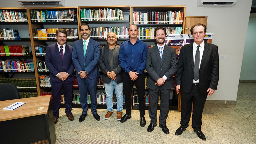 “Vozes do Sil&ecirc;ncio”: livro do promotor Thiago Ribeiro estreia selo editorial da ESMP