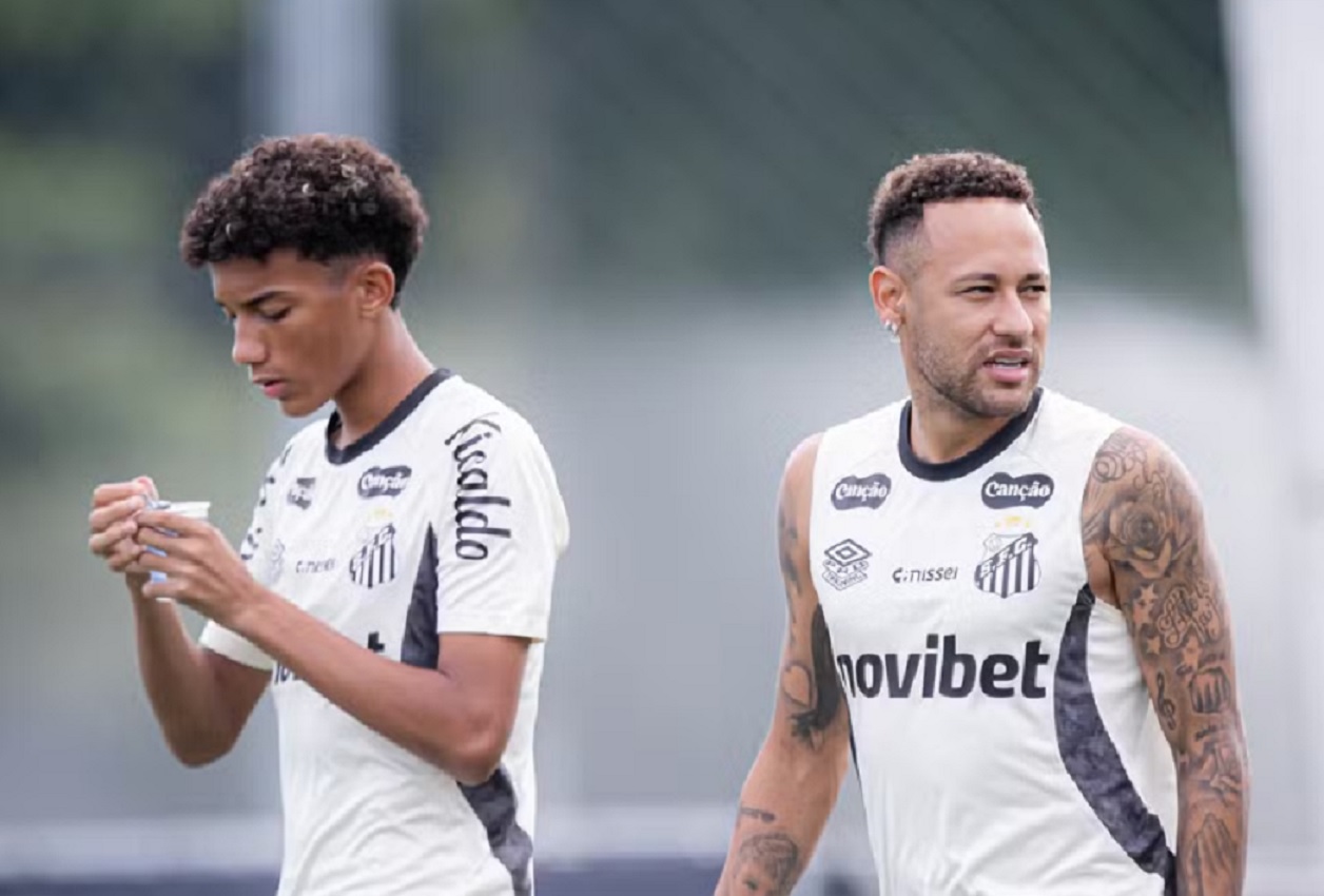 Robinho quebra o sil&ecirc;ncio sobre tapa de Neymar em seu filho: “Pedido de desculpas n&atilde;o basta”