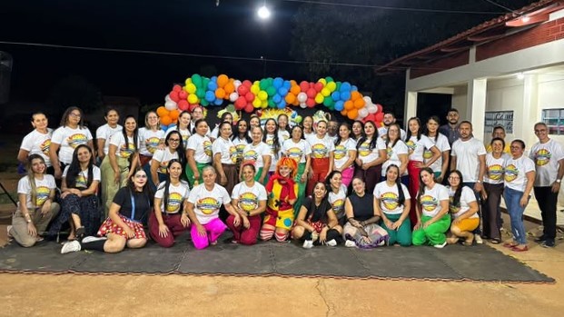 Projeto escolar em Barrol&acirc;ndia transforma escola em circo cultural