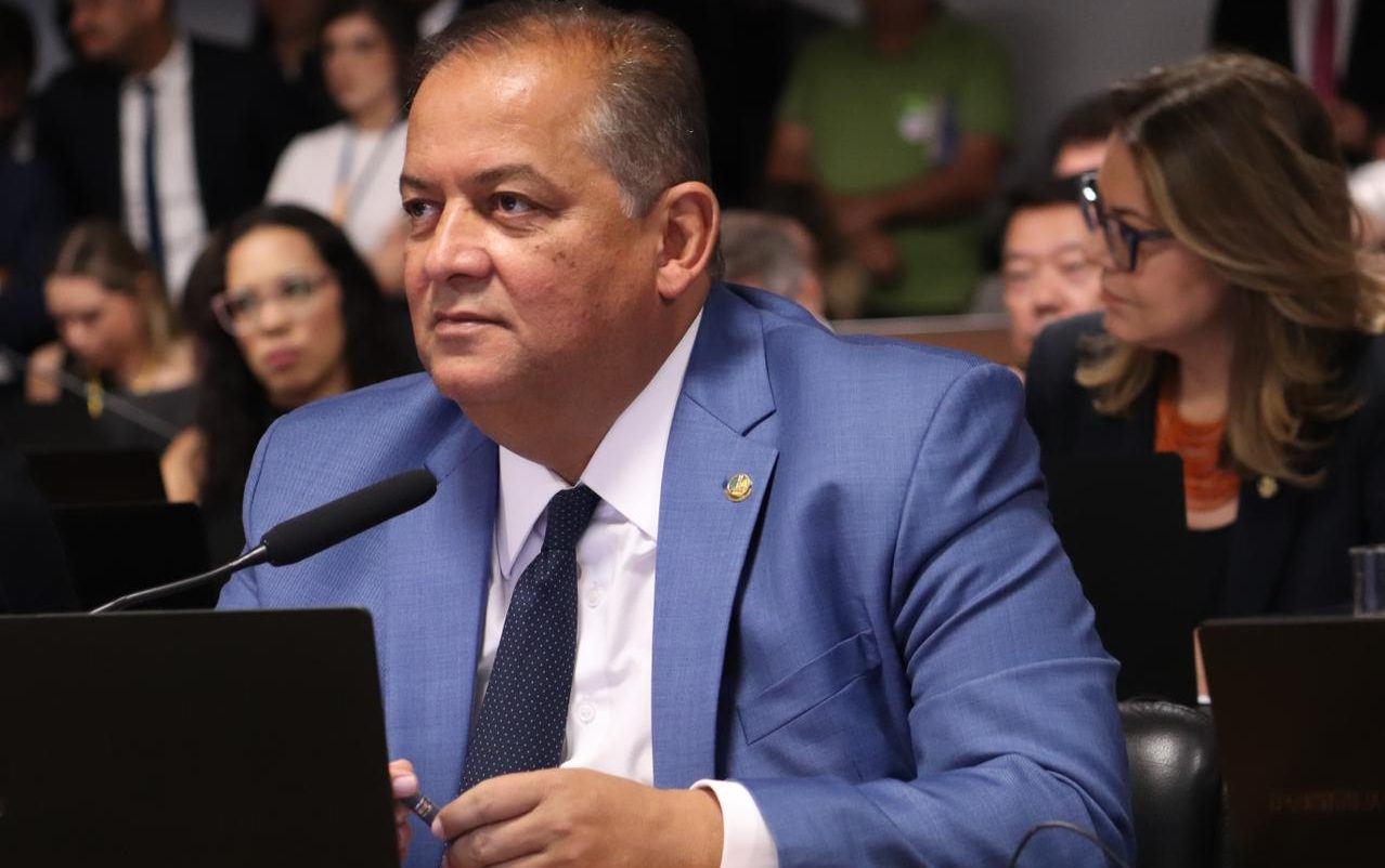 Vice-presidente do Senado, Eduardo Gomes apresenta projeto e emenda para reduzir juros do Pronampe e aliviar d&iacute;vidas de pequenos empres&aacute;rios