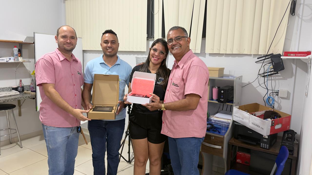 Nova Rosal&acirc;ndia entrega kit tecnol&oacute;gico ao Instituto de Identifica&ccedil;&atilde;o