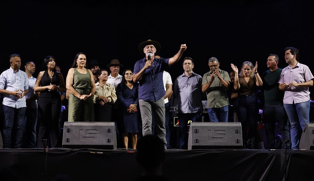 Nos 37 anos de Sampaio e Buriti do Tocantins, Am&eacute;lio Cayres celebra conquistas e refor&ccedil;a apoio aos munic&iacute;pios