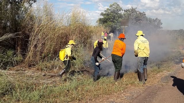 Brigada Municipal de Abreul&acirc;ndia refor&ccedil;a combate a inc&ecirc;ndios