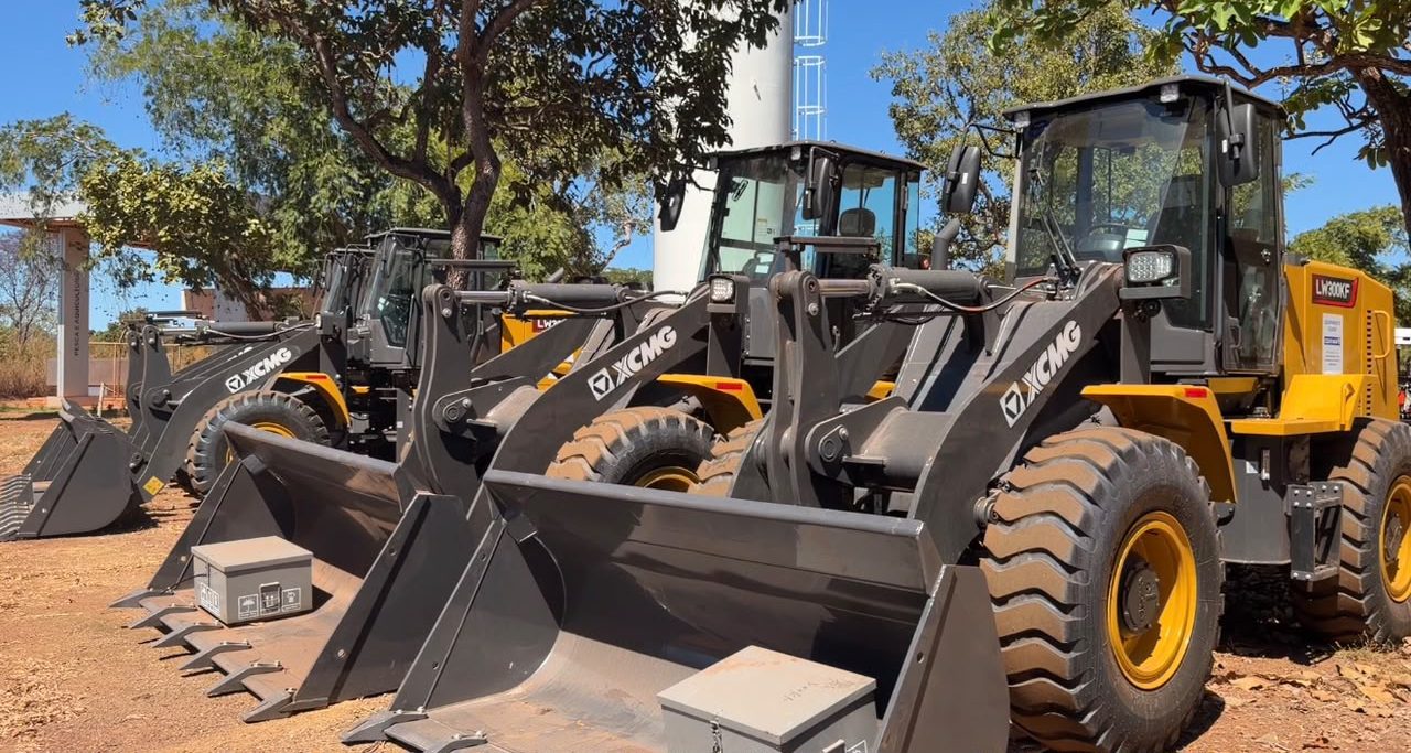 Codevasf entrega m&aacute;quinas e amplia investimentos em munic&iacute;pios do Tocantins