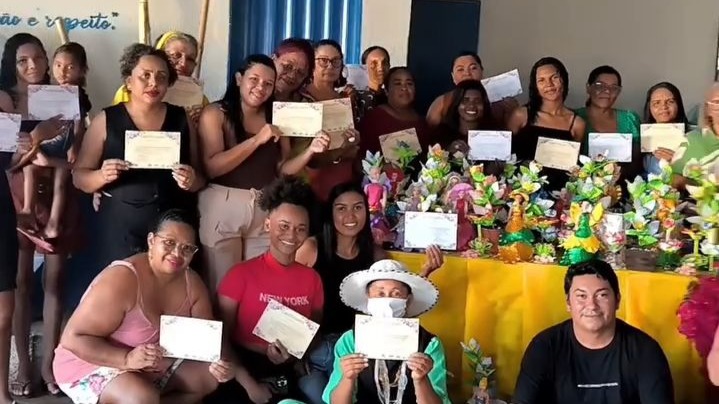 CRAS de Brejinho conclui curso de artesanato gratuito