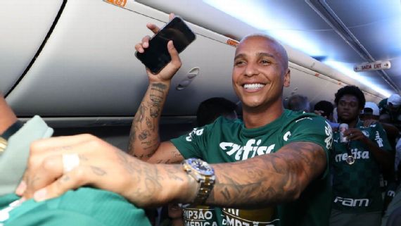 Rival do Brasil na Copa revela conselhos de Deyverson e faz alerta antes do duelo