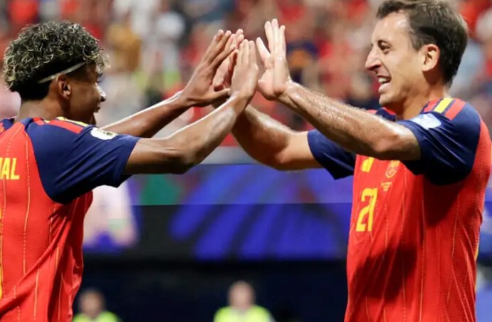 Espanha vence Ar&aacute;bia Saudita e assume lideran&ccedil;a do grupo H da Copa do Mundo