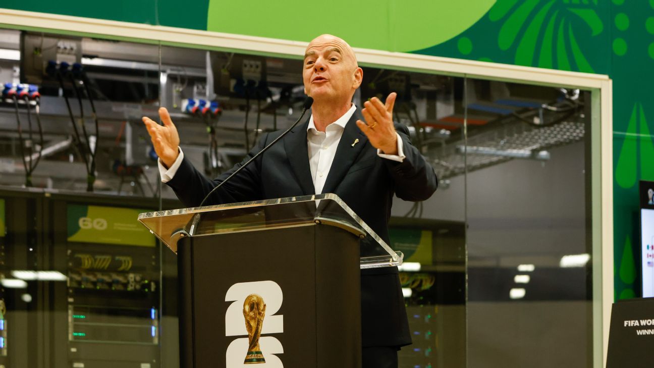 Fifa se pronuncia ap&oacute;s pol&ecirc;mica e diz que vai permitir torcedores de levarem garrafas d’&aacute;gua aos jogos da Copa