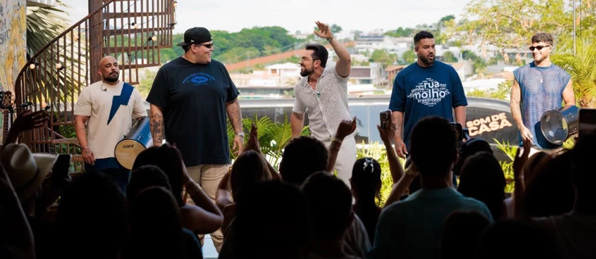 Cantor de Pedro Afonso chega ao TOP 1 do Brasil com hit gravado ao lado do Menos &eacute; Mais