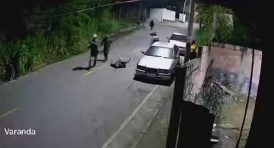 Homem tenta defender duas mulheres de ass&eacute;dio na rua e acaba morto
