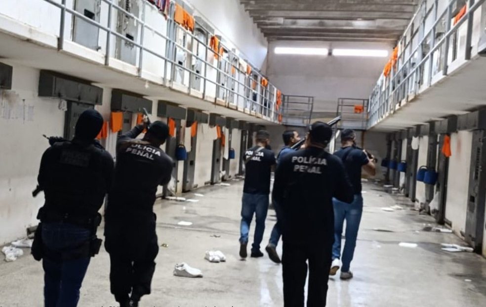 Opera&ccedil;&atilde;o contra o PCC cumpre 13 mandados de pris&atilde;o em Para&iacute;so (TO) e outras quatro cidades; R$ 1 milh&atilde;o &eacute; bloqueado no Tocantins