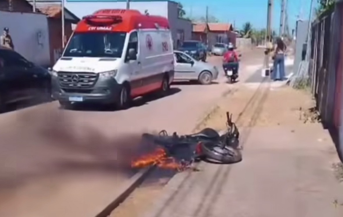 Briga entre irm&atilde;os termina com homem esfaqueado e moto incendiada em Para&iacute;so do Tocantins