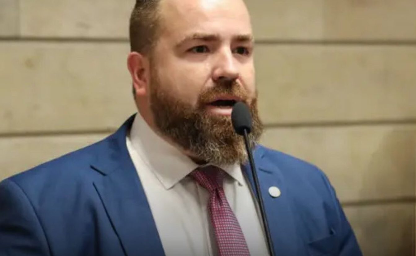 &ldquo;Mataram meu filho pela terceira vez&rdquo;, diz Leniel Borel ap&oacute;s perd&atilde;o judicial concedido a Monique