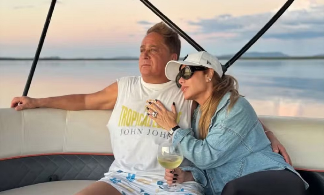 Passeio de barco, pescaria e p&ocirc;r do sol: Leonardo curte dias de descanso no Tocantins