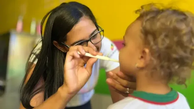 Nova Rosal&acirc;ndia promove a&ccedil;&atilde;o de preven&ccedil;&atilde;o e cuidados com a sa&uacute;de bucal na primeira inf&acirc;ncia