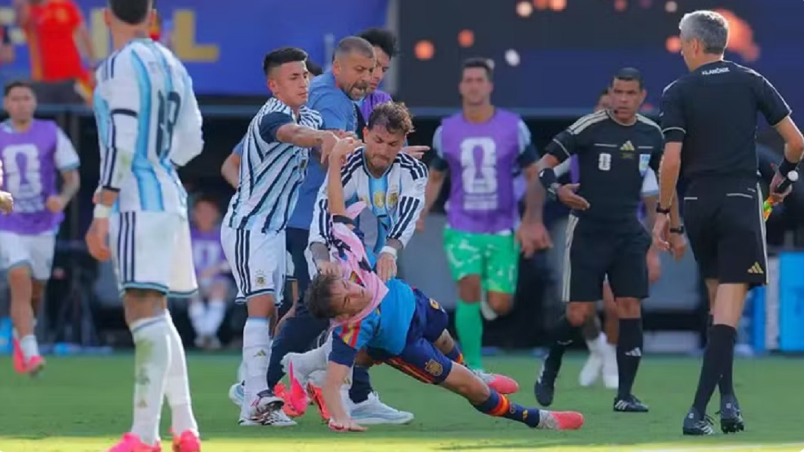 Fifa investiga confus&atilde;o na final da Copa do Mundo; veja quais puni&ccedil;&otilde;es a Argentina pode sofrer