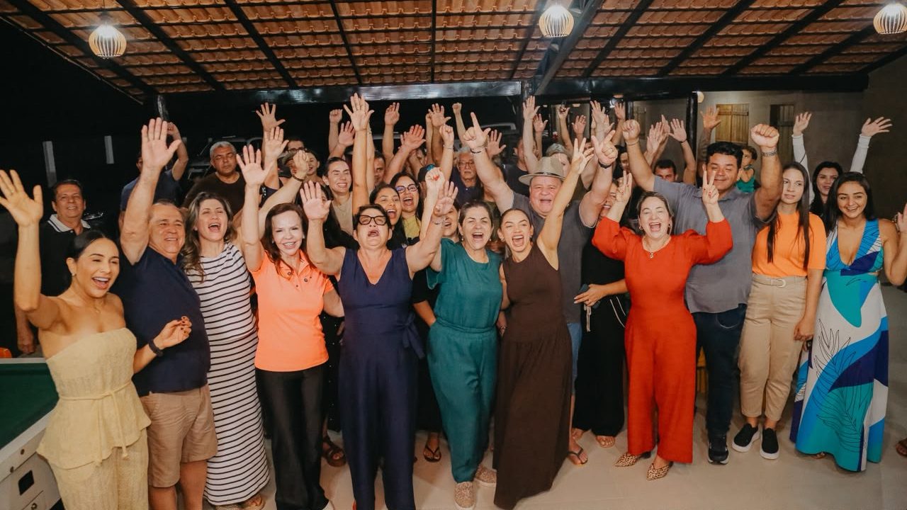 Dorinha re&uacute;ne prefeitos e amplia apoio &agrave; pr&eacute;-candidatura no Tocantins