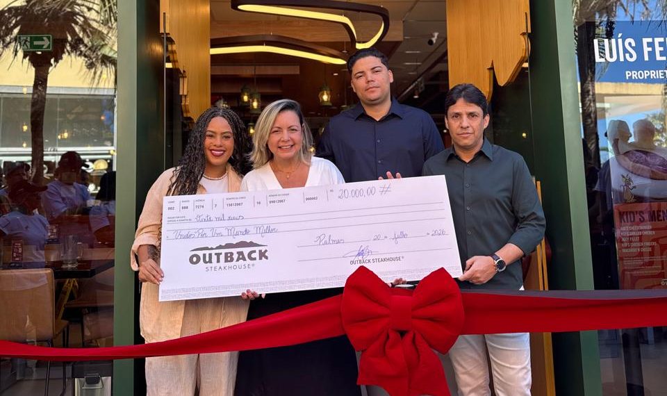 Outback inicia opera&ccedil;&atilde;o no Tocantins com doa&ccedil;&atilde;o de R$ 20 mil a UPMM