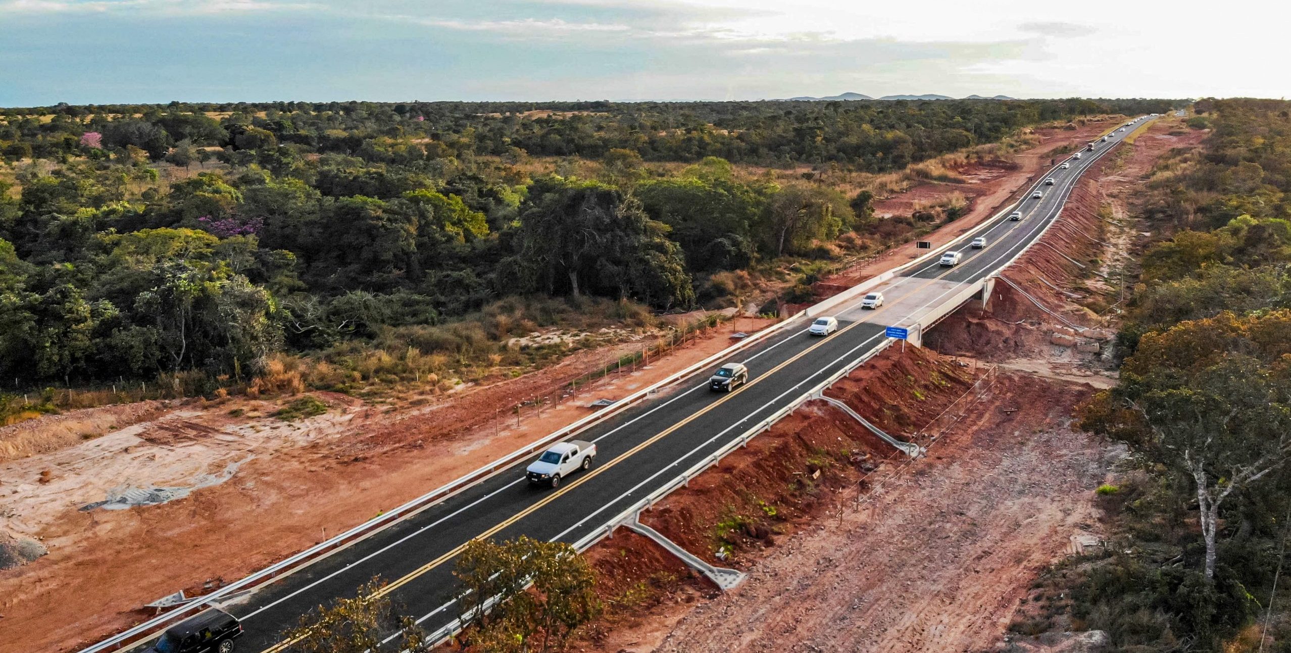 Governo do Tocantins investe mais de R$ 110 milh&otilde;es em obras vi&aacute;rias e amplia recupera&ccedil;&atilde;o de rodovias