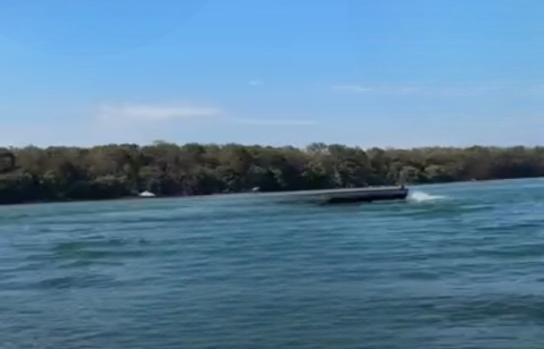 Homem cai de canoa e &eacute; salvo no Rio Tocantins, em Peixe