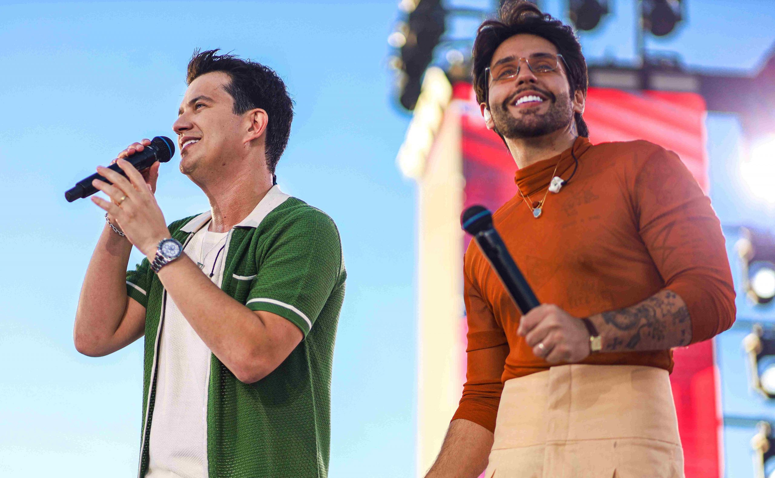 Hugo e Guilherme gravam audiovisual hist&oacute;rico &agrave;s margens do Rio Araguaia em Aruan&atilde;