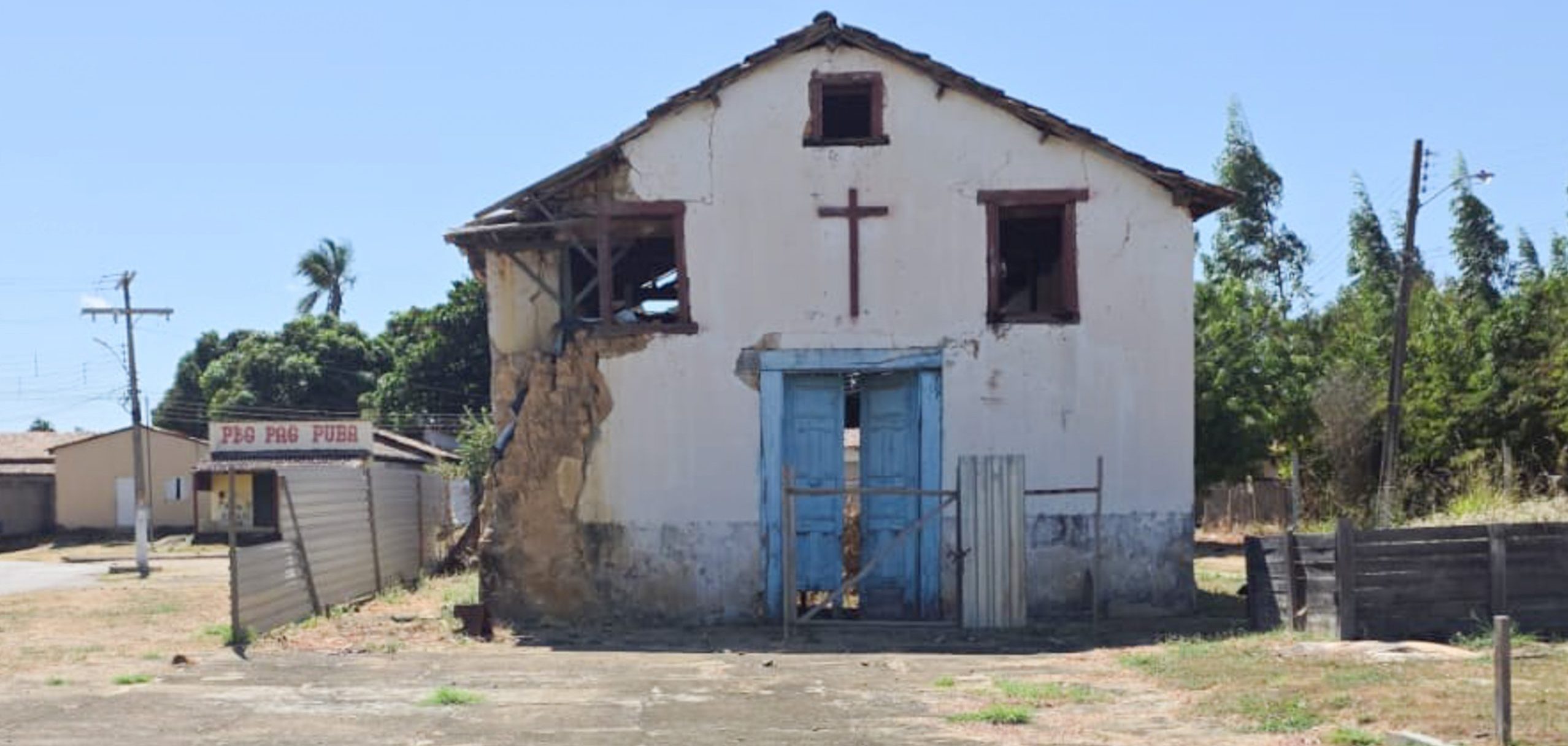 MPTO recomenda medidas urgentes para evitar desabamento de igreja hist&oacute;rica em Chapada da Natividade