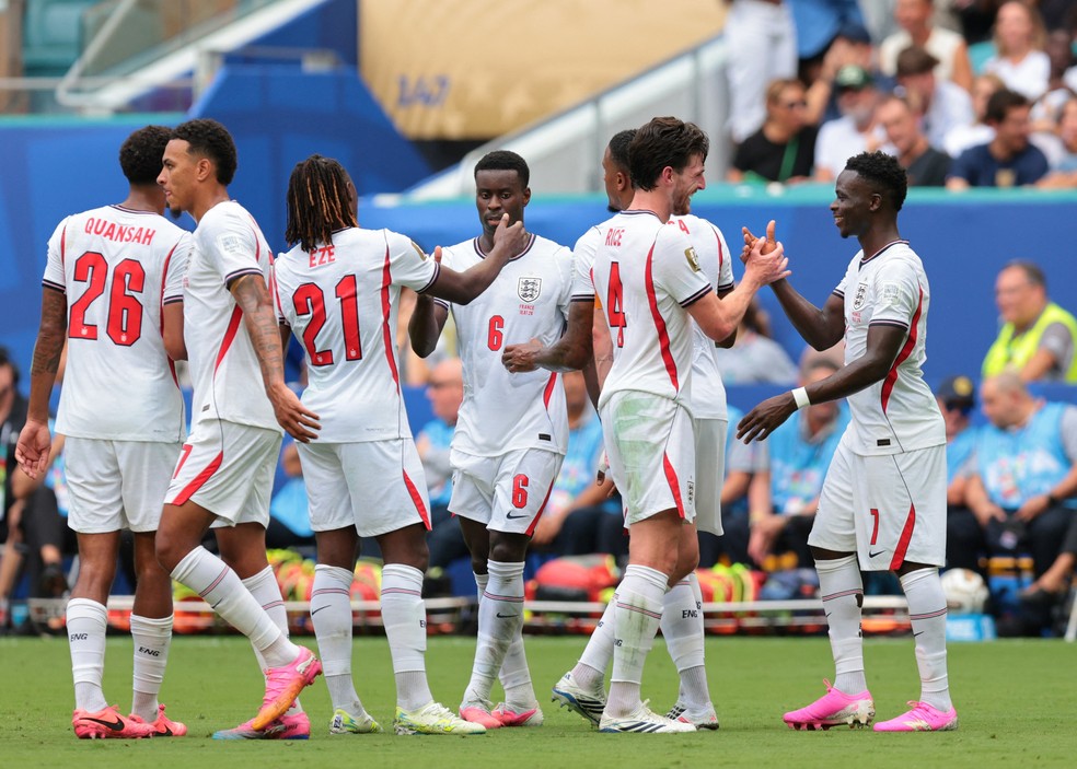 Inglaterra vence Fran&ccedil;a em jogo de 10 gols e conquista terceiro lugar da Copa do Mundo