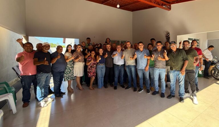 Wiston Gomes e Jair Farias re&uacute;nem lideran&ccedil;as em Araguatins para alinhar articula&ccedil;&otilde;es pol&iacute;ticas