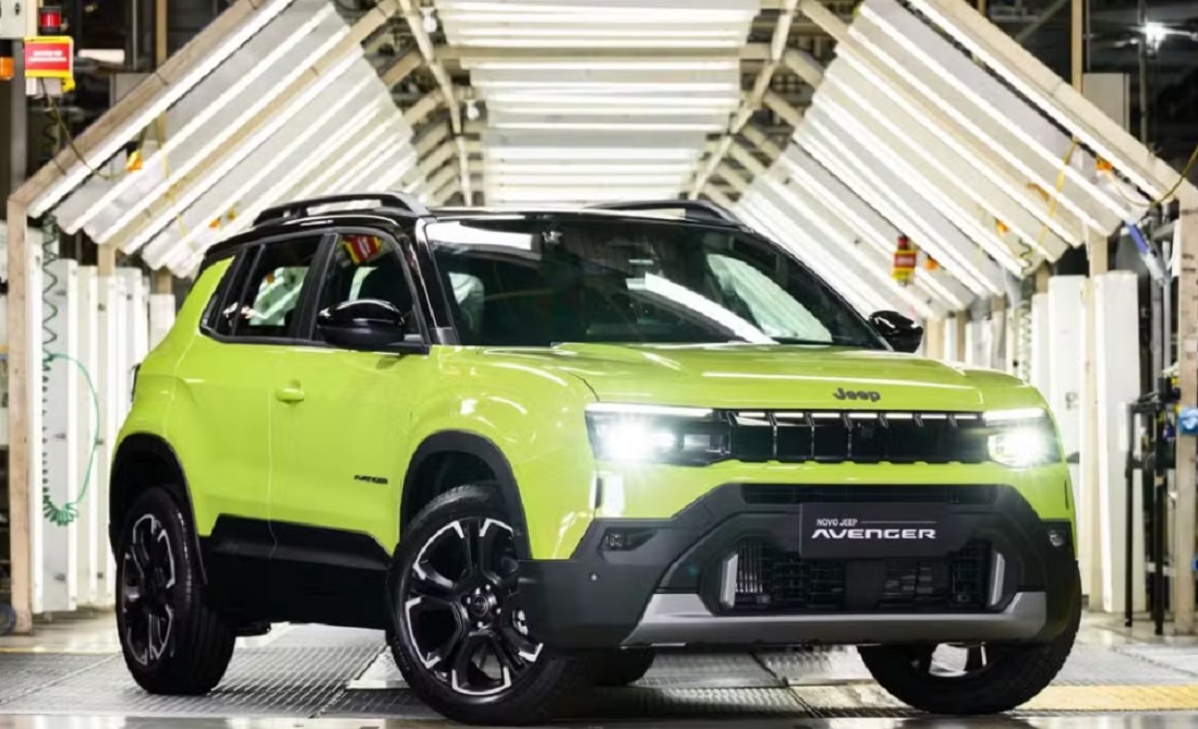 Jeep Avenger come&ccedil;a a ser produzido no Brasil; veja o que muda no novo SUV