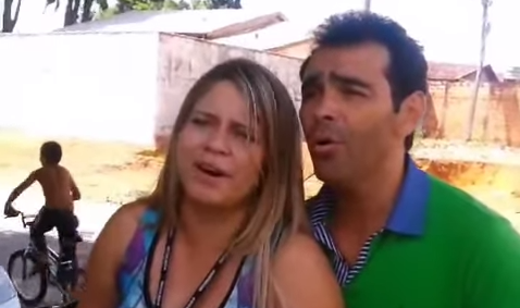 Mar&iacute;lia Mendon&ccedil;a antes da fama: v&iacute;deo resgata roda de viol&atilde;o em Goi&acirc;nia
