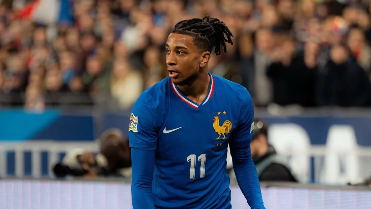 Michael Olise bate recorde de Pel&eacute; e faz hist&oacute;ria na Copa do Mundo