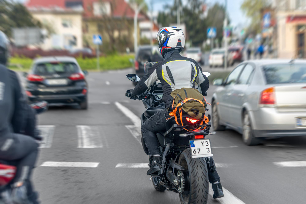Julho destaca motoristas, motociclistas e socorristas e refor&ccedil;a compromisso com a seguran&ccedil;a no tr&acirc;nsito