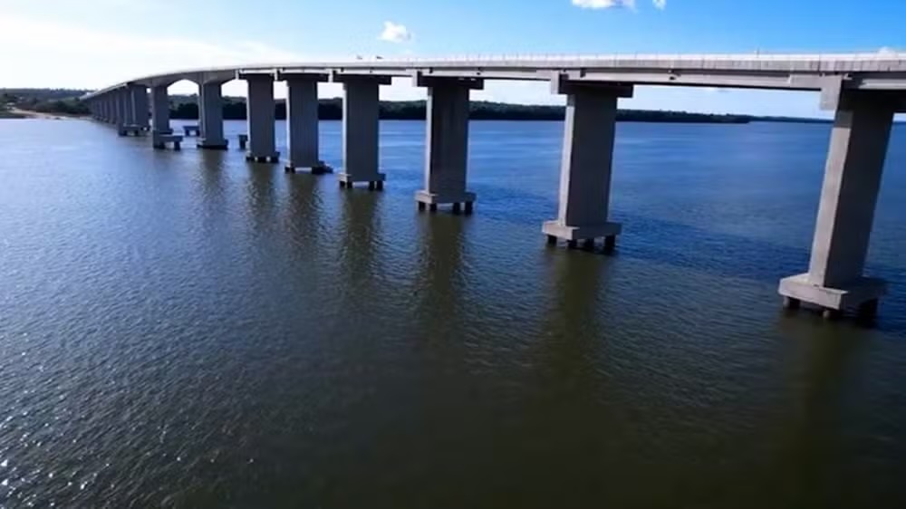 Homem resgatado ap&oacute;s ocorr&ecirc;ncia em ponte na BR-230, entre o Par&aacute; e o Tocantins