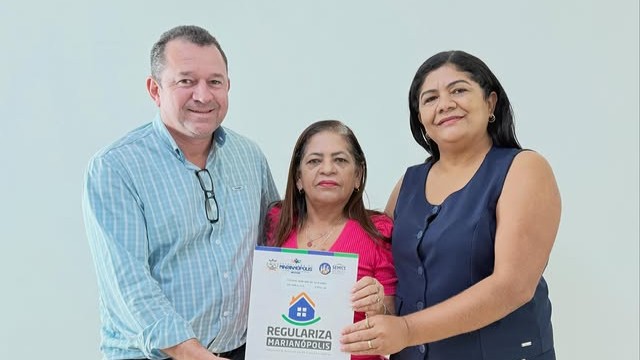 Regulariza&ccedil;&atilde;o Fundi&aacute;ria entrega t&iacute;tulos em Marian&oacute;polis