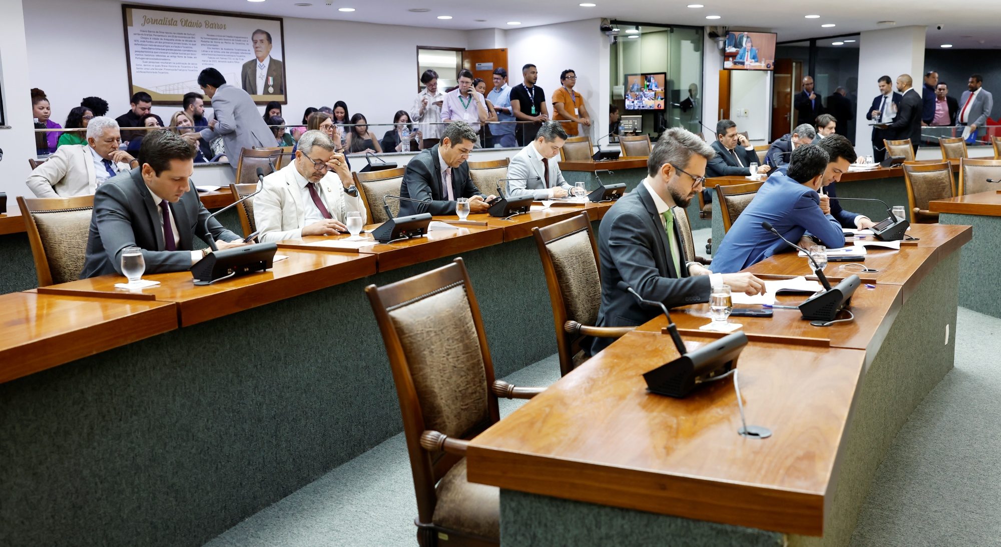 Deputados aprovam adequa&ccedil;&atilde;o de lei estadual &agrave; Lei Geral de Licen&ccedil;a Ambiental