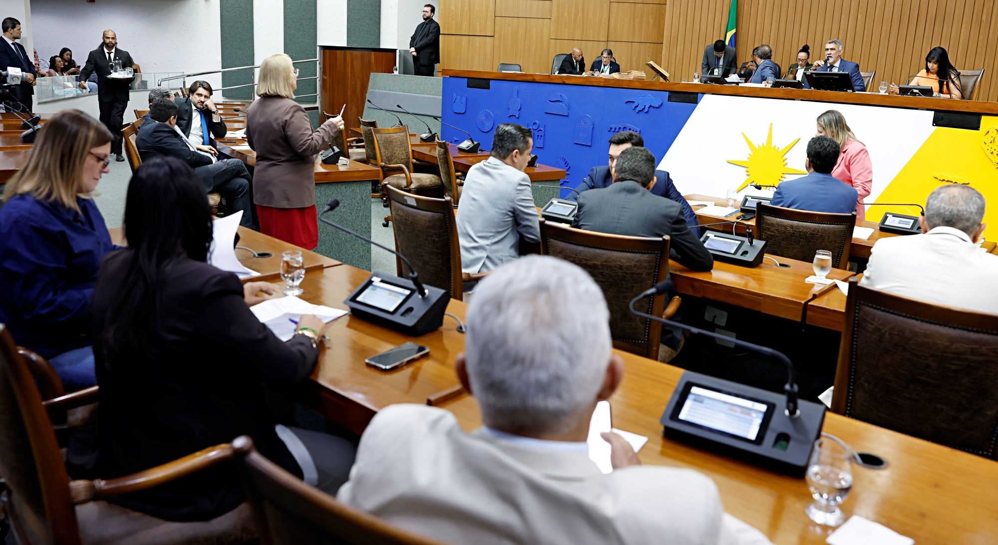 Assembleia aprova indeniza&ccedil;&atilde;o para procuradores e novos cargos no Tribunal de Justi&ccedil;a do Tocantins