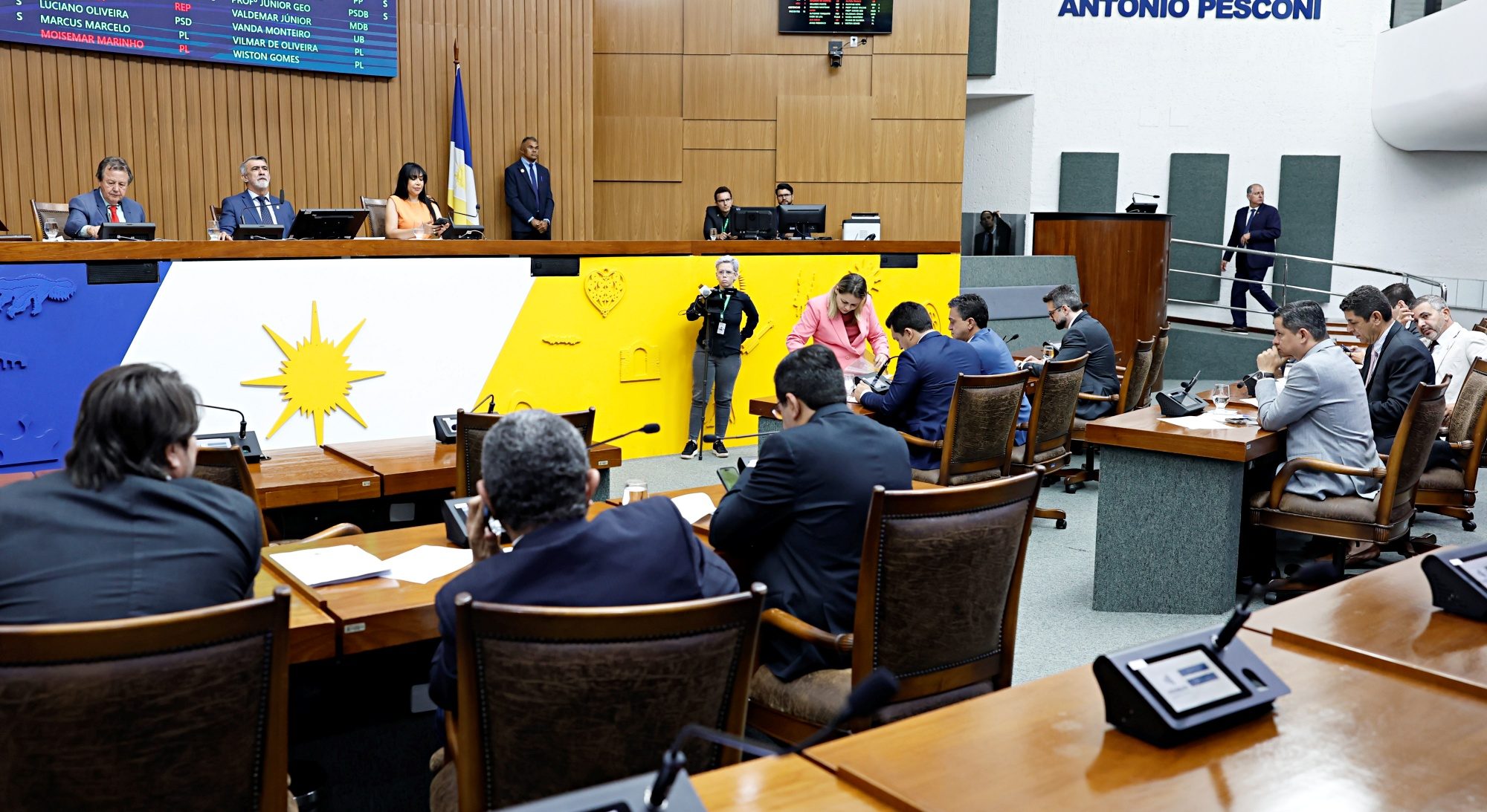 Assembleia aprova MP que amplia isen&ccedil;&otilde;es e reduz al&iacute;quotas do IPVA no Tocantins