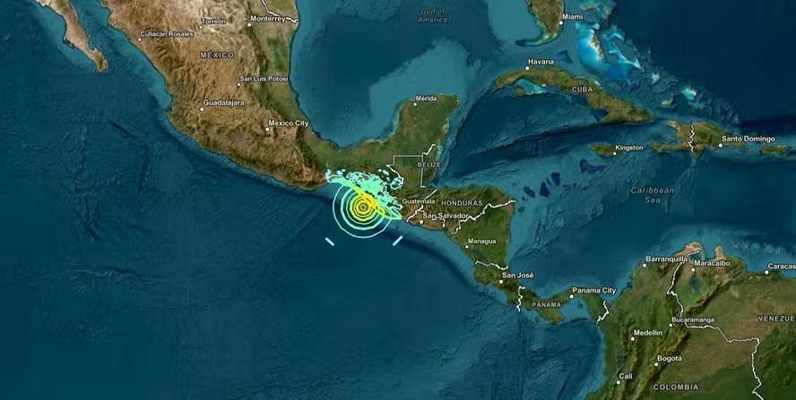 Terremoto de magnitude 7,3 atinge M&eacute;xico e Am&eacute;rica Central; autoridades emitem alerta de tsunami