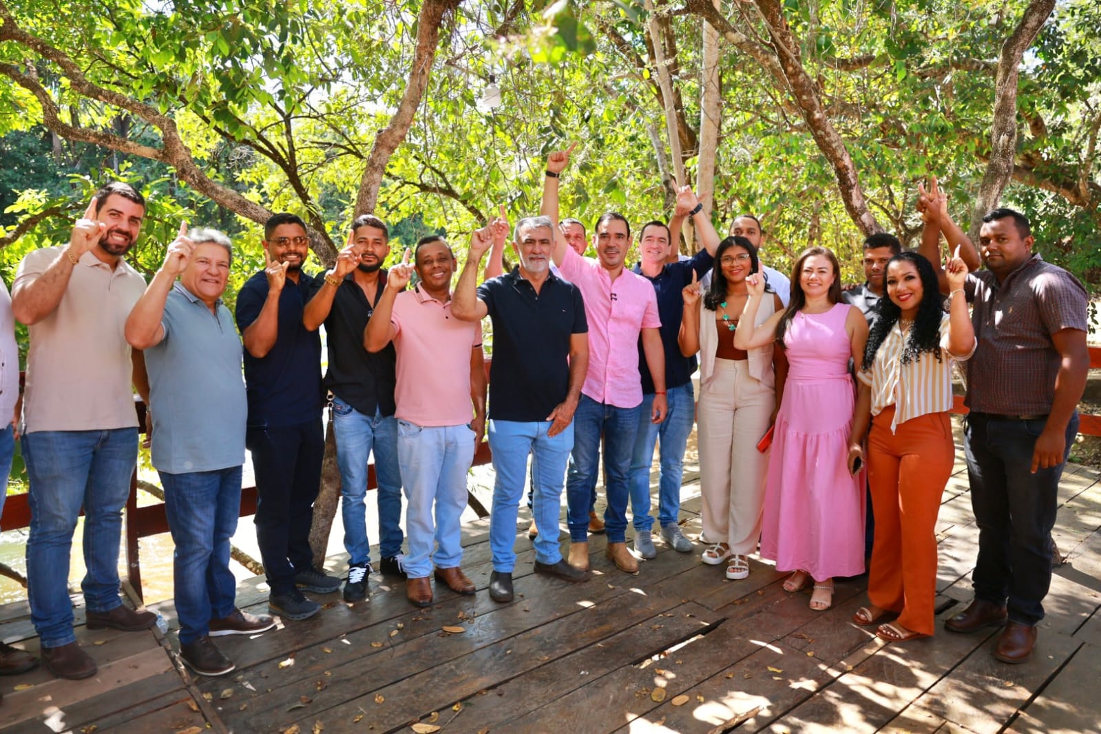 Vereadores ampliam apoio a Vicentinho J&uacute;nior e fortalecem pr&eacute;-candidatura ao Governo do Tocantins